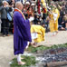 Rituel avant la traversée des braises