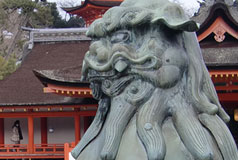 Statue Komainu